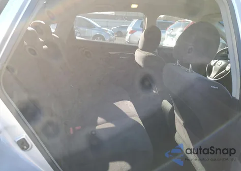 2013 Nissan Altima 2.5 z USA, uszkodzony, nr VIN 1N4AL3AP8DC112595